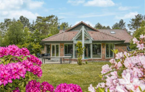 Nice Home In Højby With Sauna, Højby